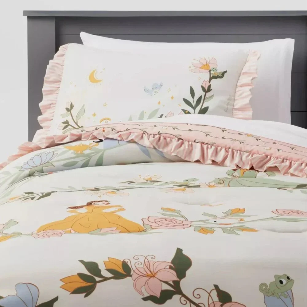 NWT Disney x Pillowfort Princess Vine Kids' Comforter Set TWIN